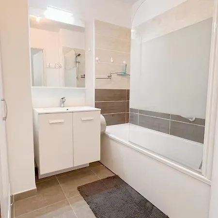 Le Valley アパート ニース